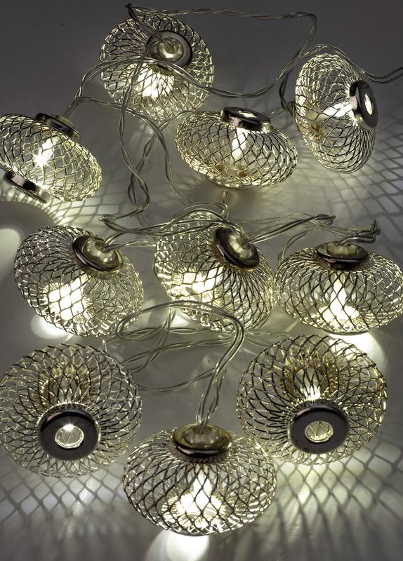 Гирлянда светодиодная Фонарики хром 5х3см 10LED тепл. бел. 1.8+0.3м КОСМОС KOC_GIR-B120